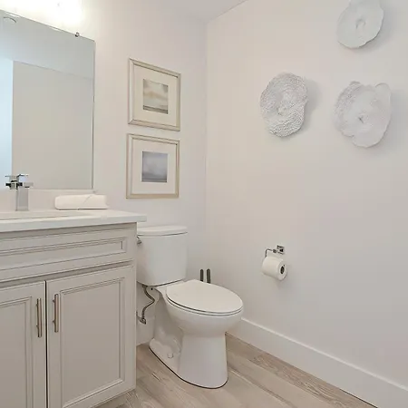 Thomas Sea Suites At Harbourtown Plymouth Room photo