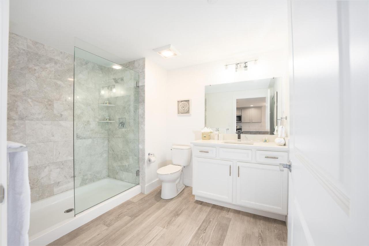 Thomas Sea At Harbourtown Apartment