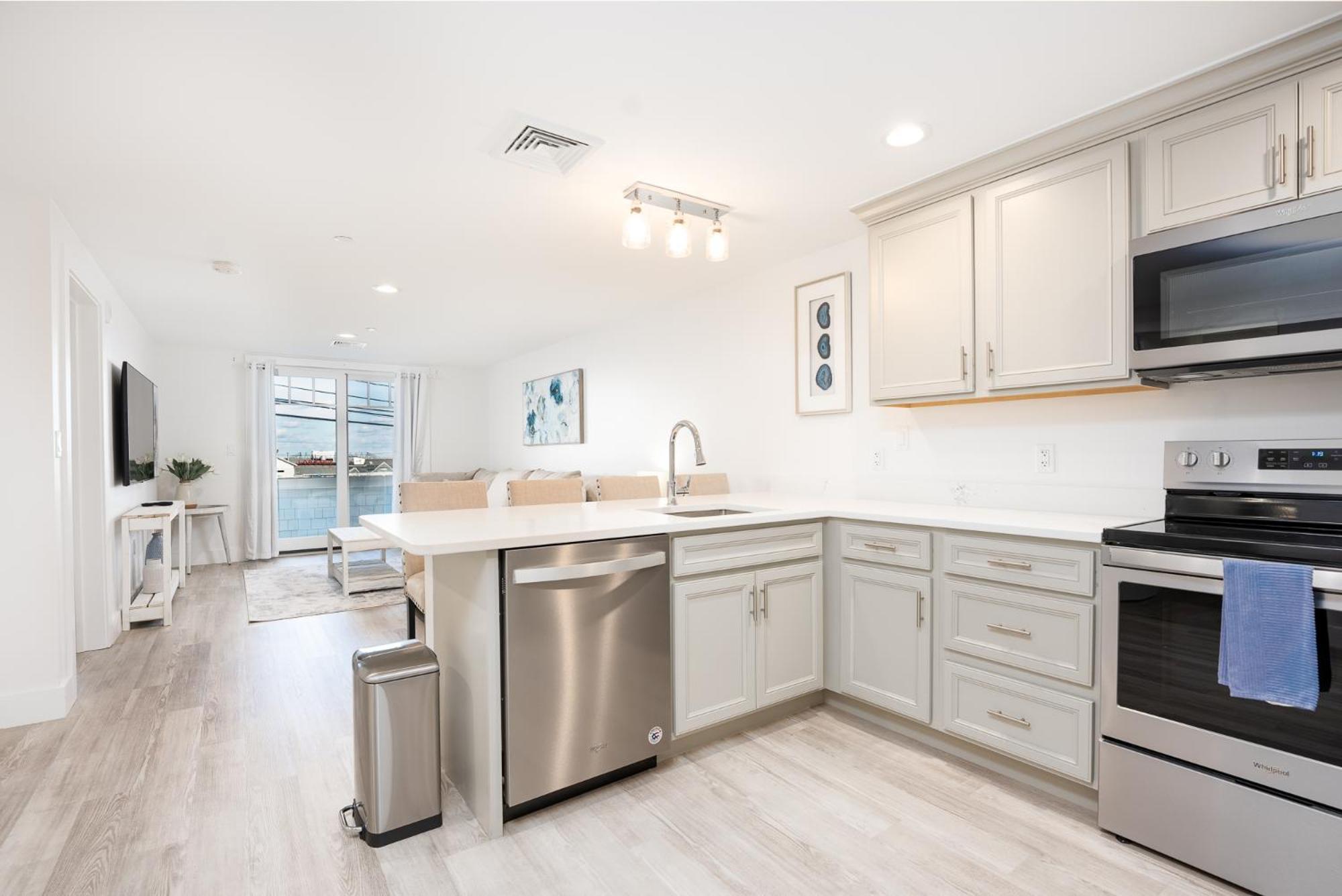 Thomas Sea At Harbourtown Apartment